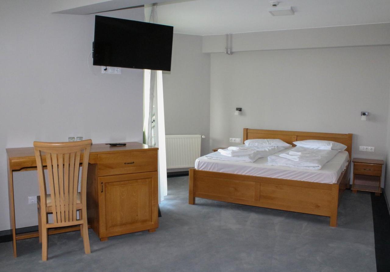 Hostel Teleki Совата Екстериор снимка