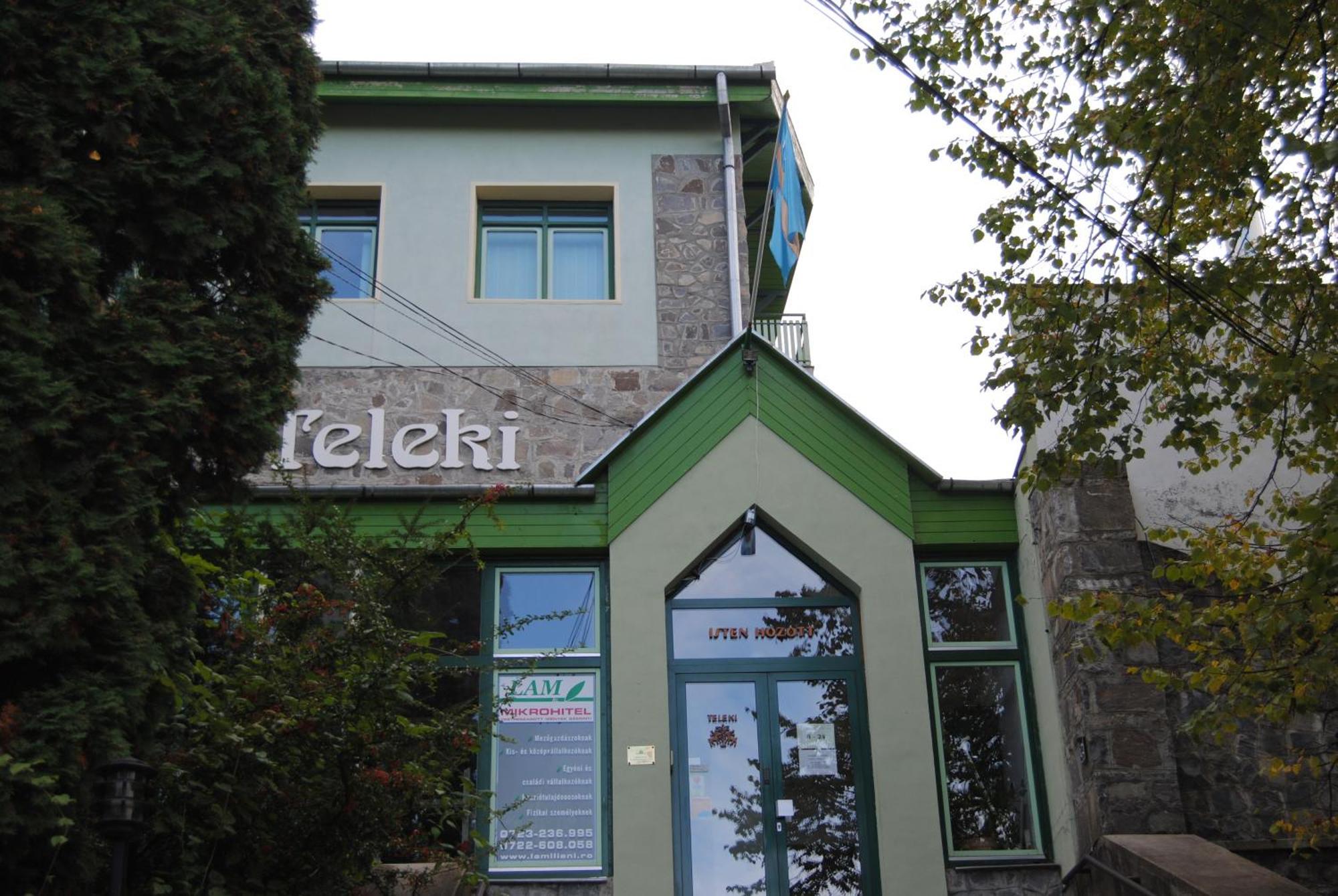Hostel Teleki Совата Екстериор снимка