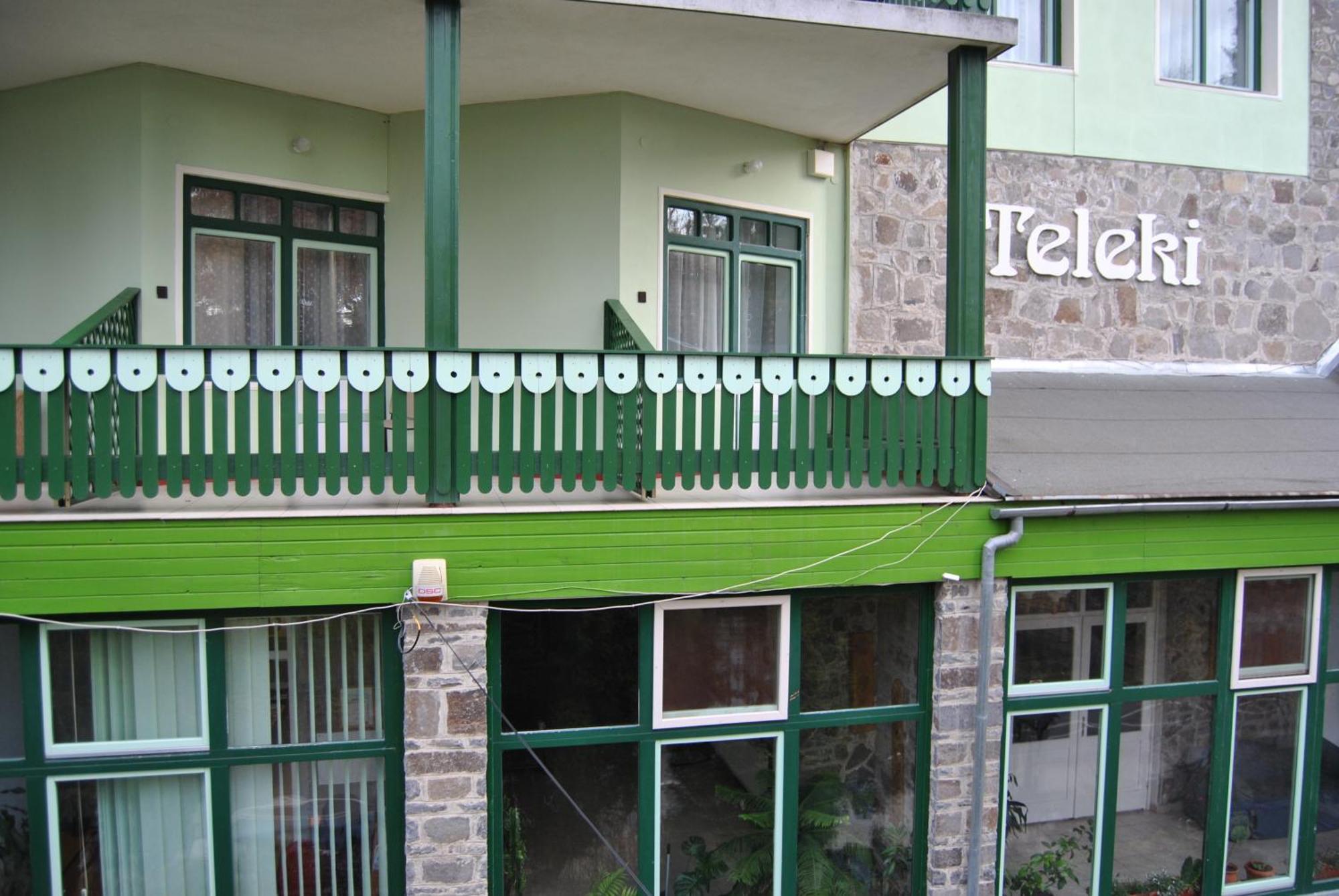 Hostel Teleki Совата Екстериор снимка